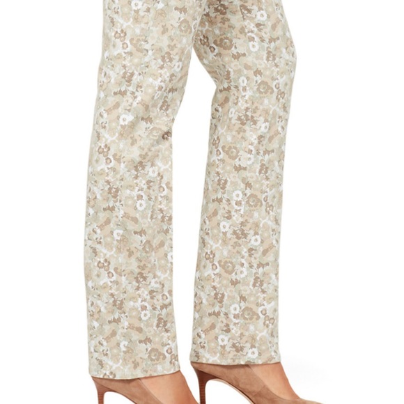 Gloria Vanderbilt Women’s Classic Amanda Jean - Picture 3 of 6